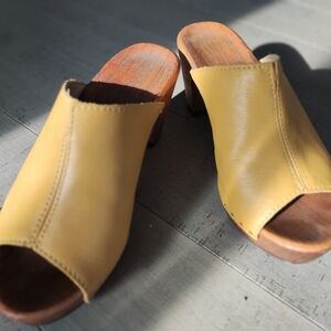 Mustard/Yellow Leather Women's Mules
